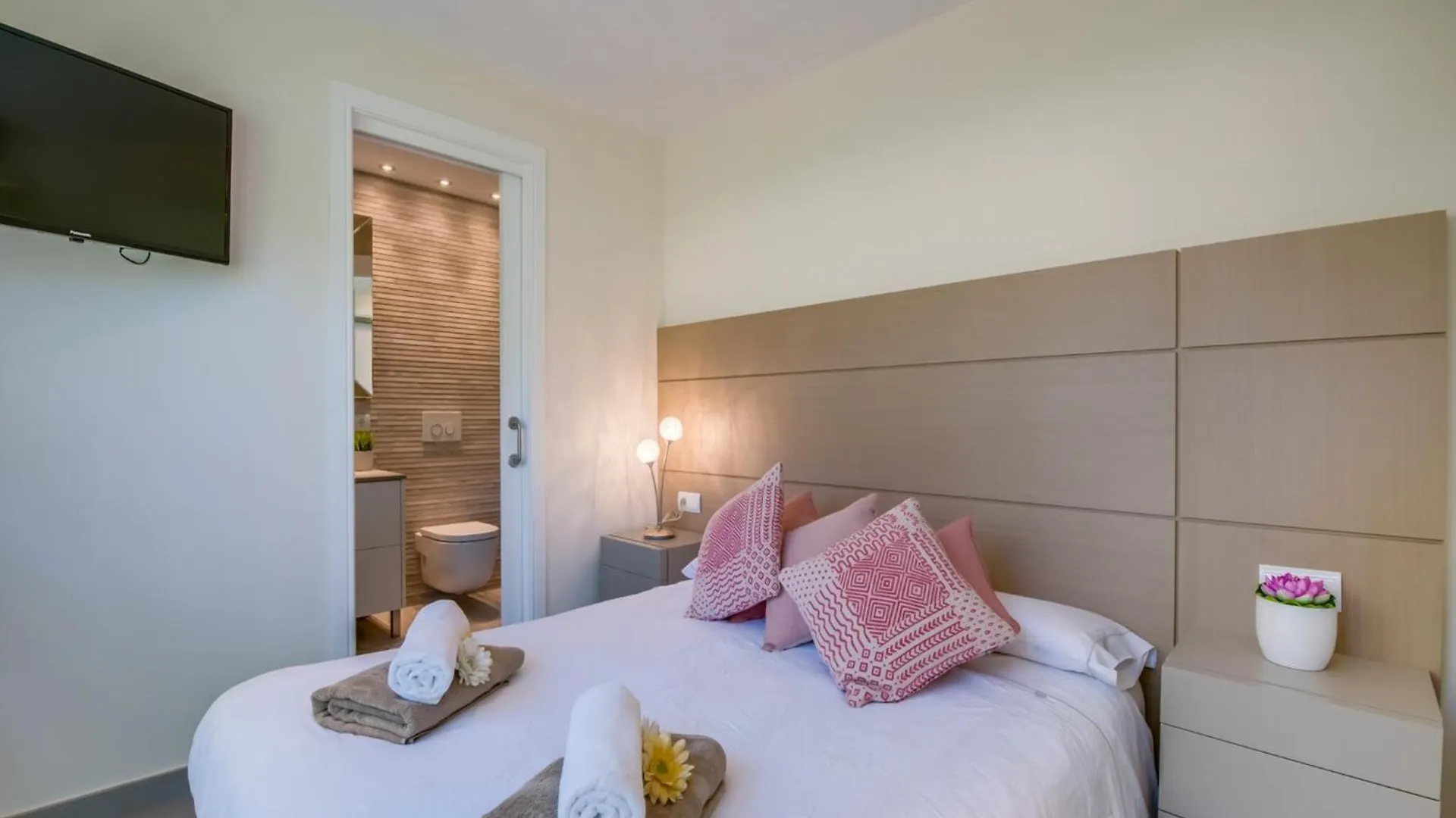 Beach Holiday Home With Private Pool الكوذيا 0*,  إسبانيا